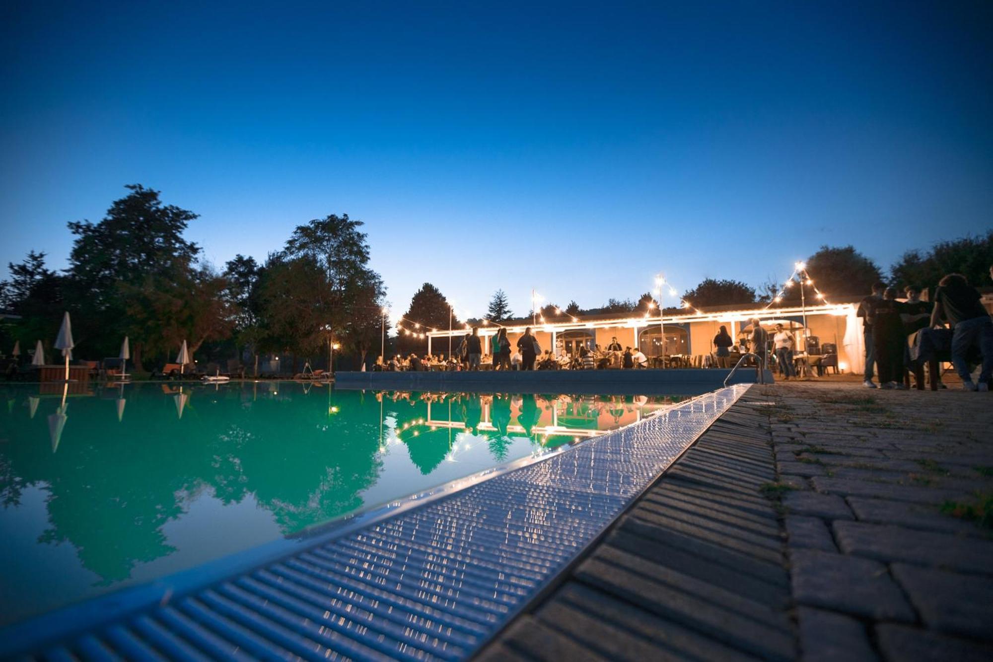 Centro Vacanze - Garden River Altidona Ngoại thất bức ảnh